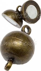 03742 Magneetslot Antiek brons  (Nikkelvrij) 14mmx8mm 3 stuks