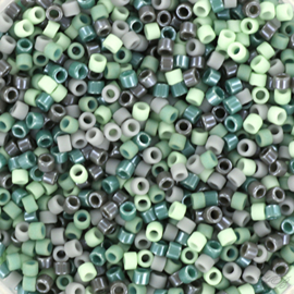 MD-11130 Miyuki Delica's grey green (DB-mix60) 11/0 ±3 gram