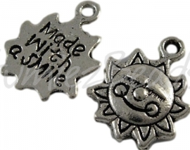 00303 Bedel zon made with a smile Antiek zilver (Nikkel vrij) 7 stuks