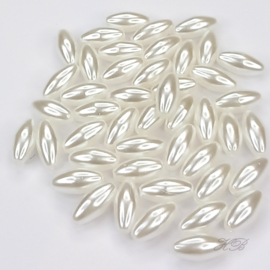05462 Glasparel (Japans) Ovaal Wit 8x4mm; gat 1mm ±45 stuks
