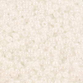 MR-11030 Miyuki Rocailles ceylon white pearl (11-528) 11/0 ±15 gram