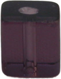 01935 Glasperle viereck Violett 6mm 14 stück