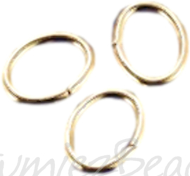 04118 Ringetjes ovaal Goudkleurig (Nikkelvrij) 5mmx7mmx0,7mm ±50 stuks