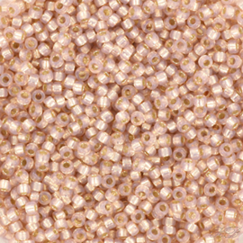 MR-15013 Miyuki Rocailles silverlined alabaster dyed blush (15-579) 15/0 ±6 gram