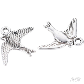 02760 Bedel Vogel Antiek zilver (nikkelvrij) 17,5x22,5x1,5mm; gat 2mm 5 stuks