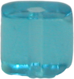 01812 Glaskraal vierkant Licht blauw 4mm 1 streng (±30cm)