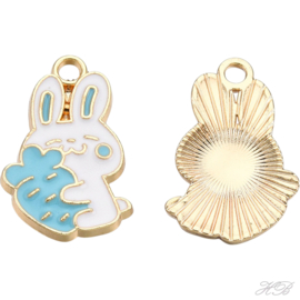 05536 Bedel Enamel konijn Licht goud (nikkelvrij)/ wit~blauw 21x13x2mm; gat 2mm 1 stuks