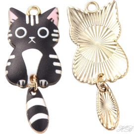 05551 Bedel Enamel Poes/kat Licht goud (nikkelvrij)/ zwart 38x15,7x3mm; gat 2mm 1 stuks