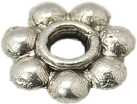 04436 Spacer Daisy Antiek zilver (Nikkelvrij) 6mmx1,3mm; gat 2mm 20 stuks
