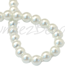 04043 Glasparel White 3-4mm; gat 0,5mm 1 streng ±30cm