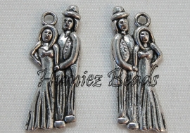 02831 Bedel bruidspaar Antiek zilver 26mmx11mm 3 stuks