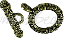 02648 Kapittelslot bedrukt Antiek brons (Nikkelvrij) 23mmx17,5mm; staafje 8mmx23mm; gat 4mm 3 stuks