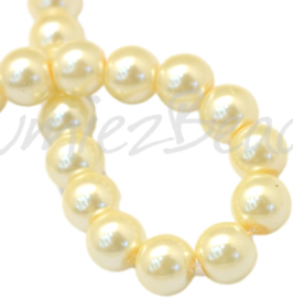 04020 Glasparel LemonChiffon 3-4mm; gat 0,5mm 1 streng ±30cm