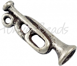 00084 Bedel trompet Antiek zilver (Nikkel vrij) 22mmx7mm