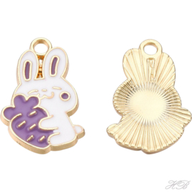 05535 Bedel Enamel konijn Licht goud (nikkelvrij)/ wit~paars 21x13x2mm; gat 2mm 1 stuks