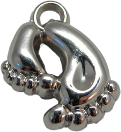 02044 Anhänger füße (metall-look) Silberfarbe 19mmx14mmx4mm 11 stück