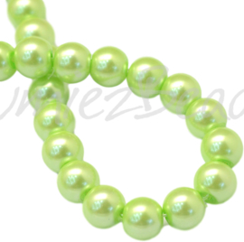 04029 Glasparel GreenYellow 3-4mm; gat 0,5mm 1 streng ±30cm