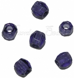 03128 Tschechische glasperle Violett 8mmx9mmx8mm; loch 4mm 6 stück