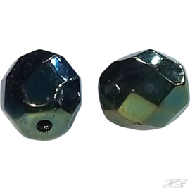 05280 Glaskraal Facet (in potje) Scarab   8mm; gat 1mm ±25 stuks