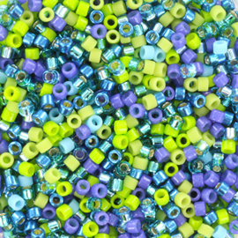 MD-11035 Miyuki Delica's Aurora (DB-mix131) 11/0 ±4 gram