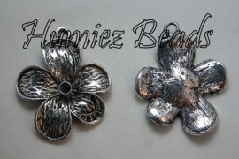 03044 Anhänger blume Antiksilber 52mmx40mmx6mm