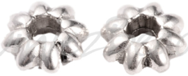 03467 Spacer bloem Antiek zilver (nikkelvrij) 5,5mmx2mm; gat 1,8mm ±20 stuks