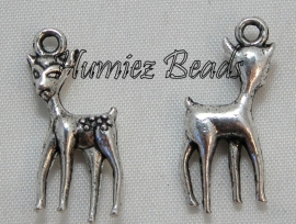 02833 Bedel hertje bambi 3d Antiek zilver 23mmx20mm 3 stuks