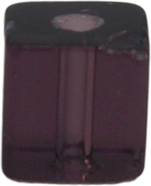 01581 Glaskraal vierkant Donker paars 6mm 1 streng (±30cm)