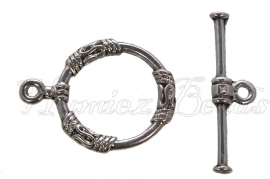 01857 Kapittelslot bewerkt Antiek zilver (Nikkelvrij) 22mmx18mm 4 stuks