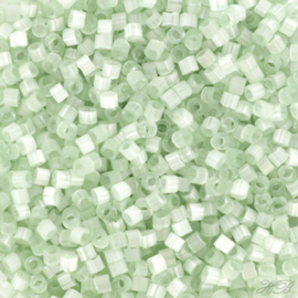 MD-11116 Miyuki Delica's silk satin pale moss green (DB-829) 11/0 ±2 gram