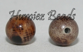 02372 Acrylkraal Spraypainted rond Bruin 10mm; gat 2mm 20 stuks