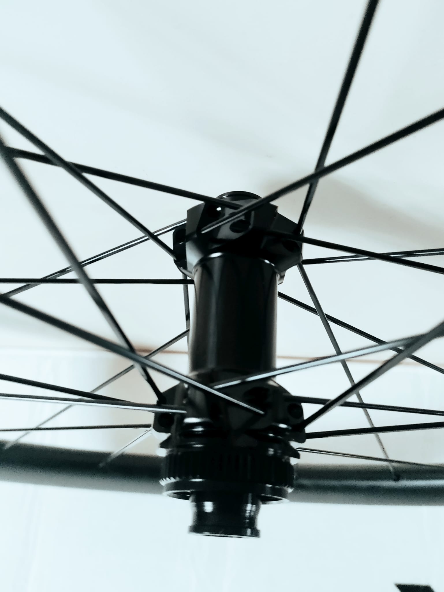 VMT 45mm SPEED SL full carbon centerlock disc wielset 100/142/12mm 1670gr interne velgbreedte 24,5mm