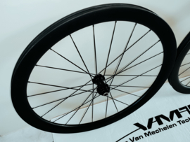 VMT 45mm AERO full carbon centerlock disc wielset 2025 (voor banden) racefiets Shimano 9/10/11/12 body schijfremmen centerlock disc 100/142mm inbouwbreedte carbonwielen koersfiets interne velgbreedte 24mm