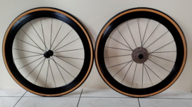 VMT Speed 5.0 full black 2024 alu race wielset voor velgremmen Shimano 9/10/11/12 speed body