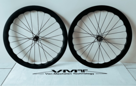VMT 45/50mm AERO full UD carbon wave centerlock disc wielset 2025 Shimano centerlock 100/142/12mm interne velgbreedte 24,5mm