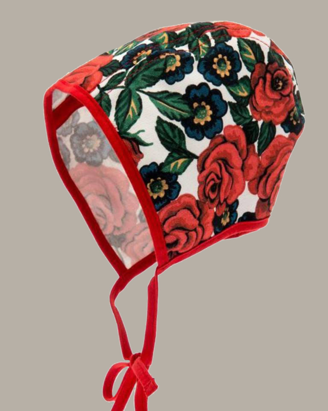 Bonnet 'Karin Dalaros Red' - rozen dessin - maat 42/44/48/52 - CTH Mini