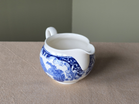 Regout Castillo Old England blauw Kannetje (rond model)