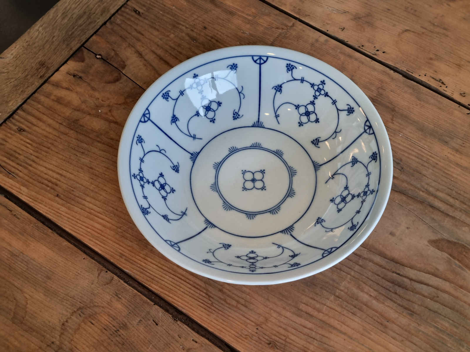 Duits Jäger Saks ronde Schaal 23 cm