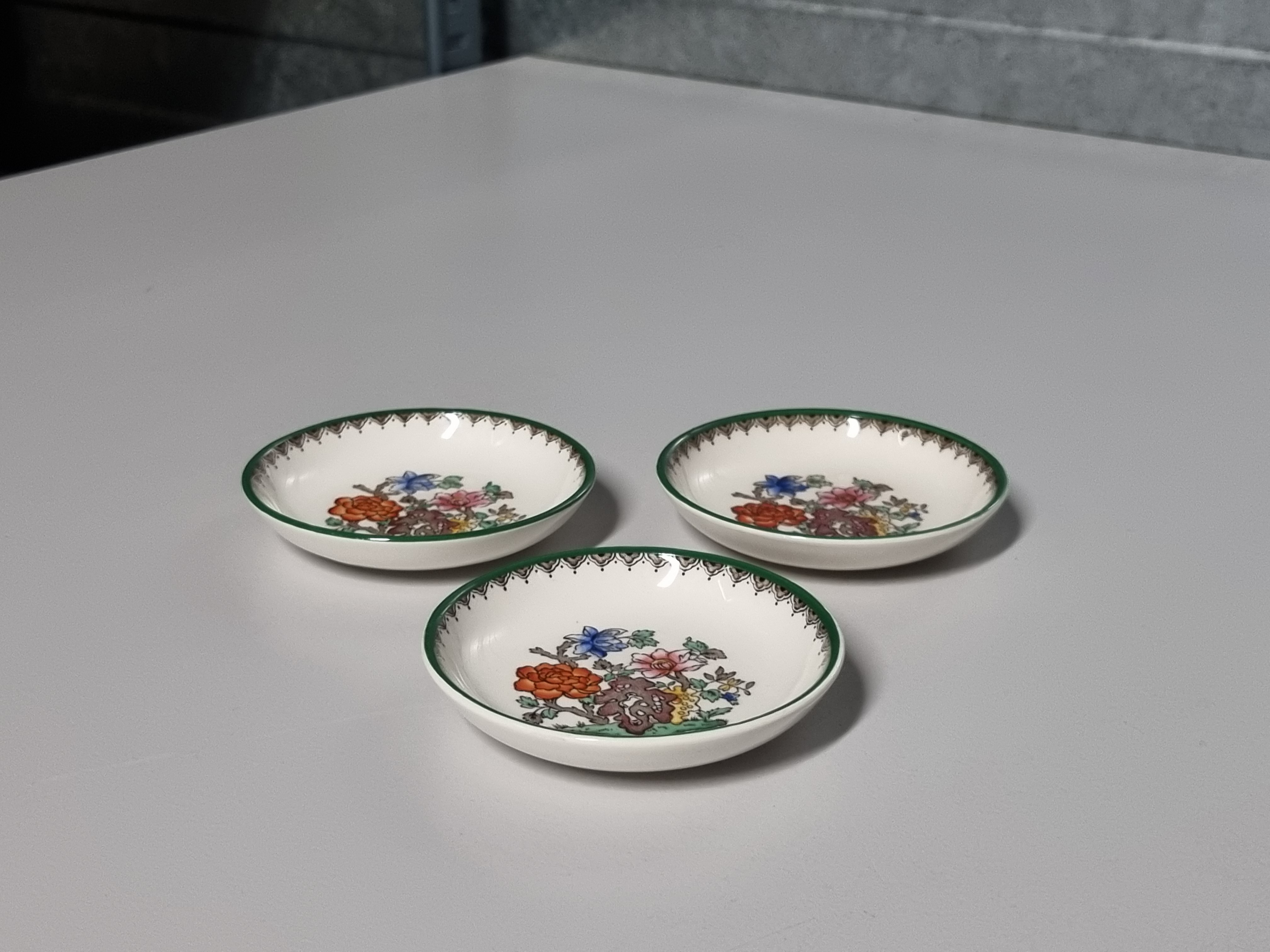 Engels Spode Copeland Chinese Rose set 3x mini schaaltjes 7,5 cm