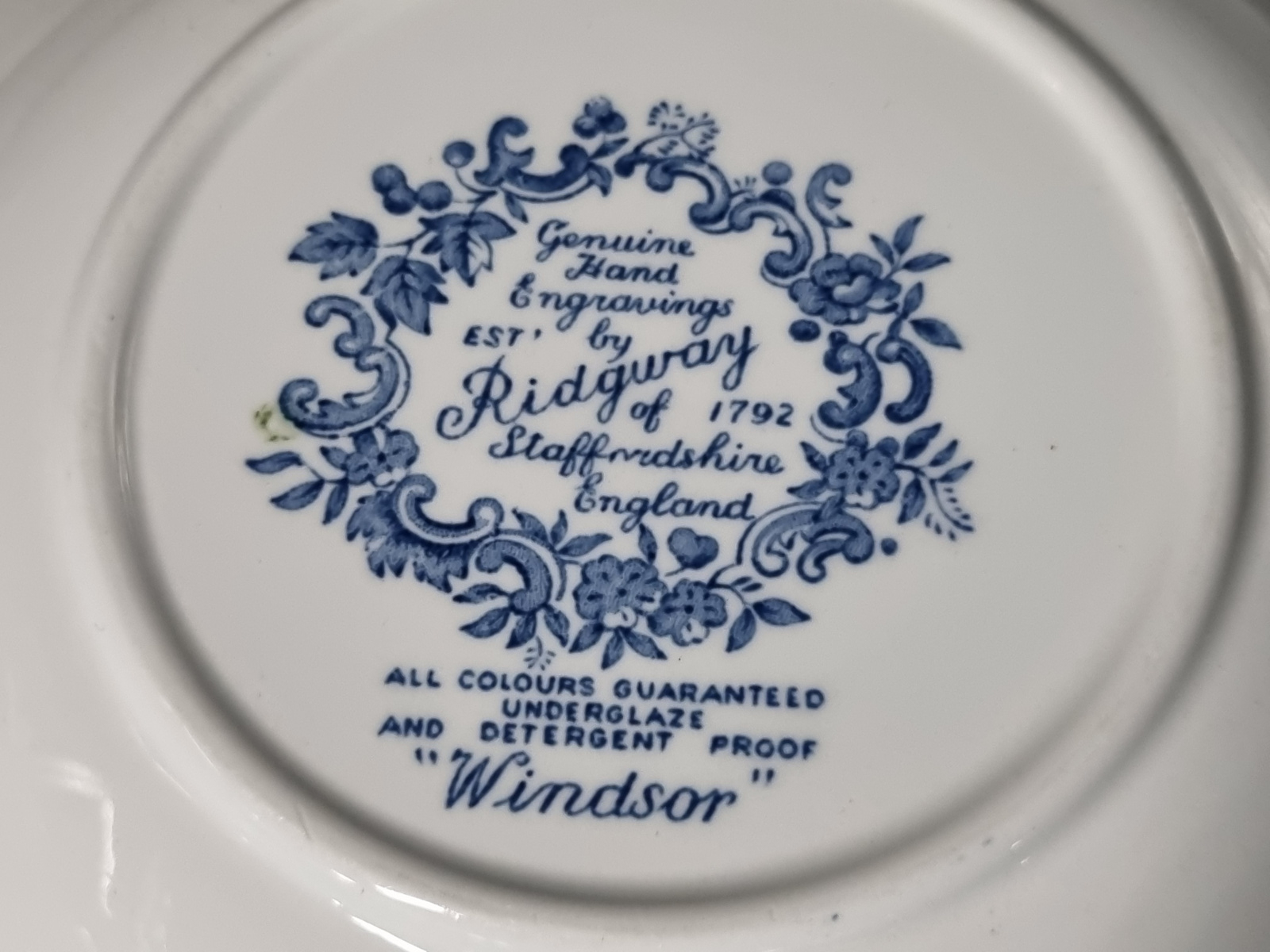 Engels Ridgway Windsor blauw hoge ronde schaal 23 cm