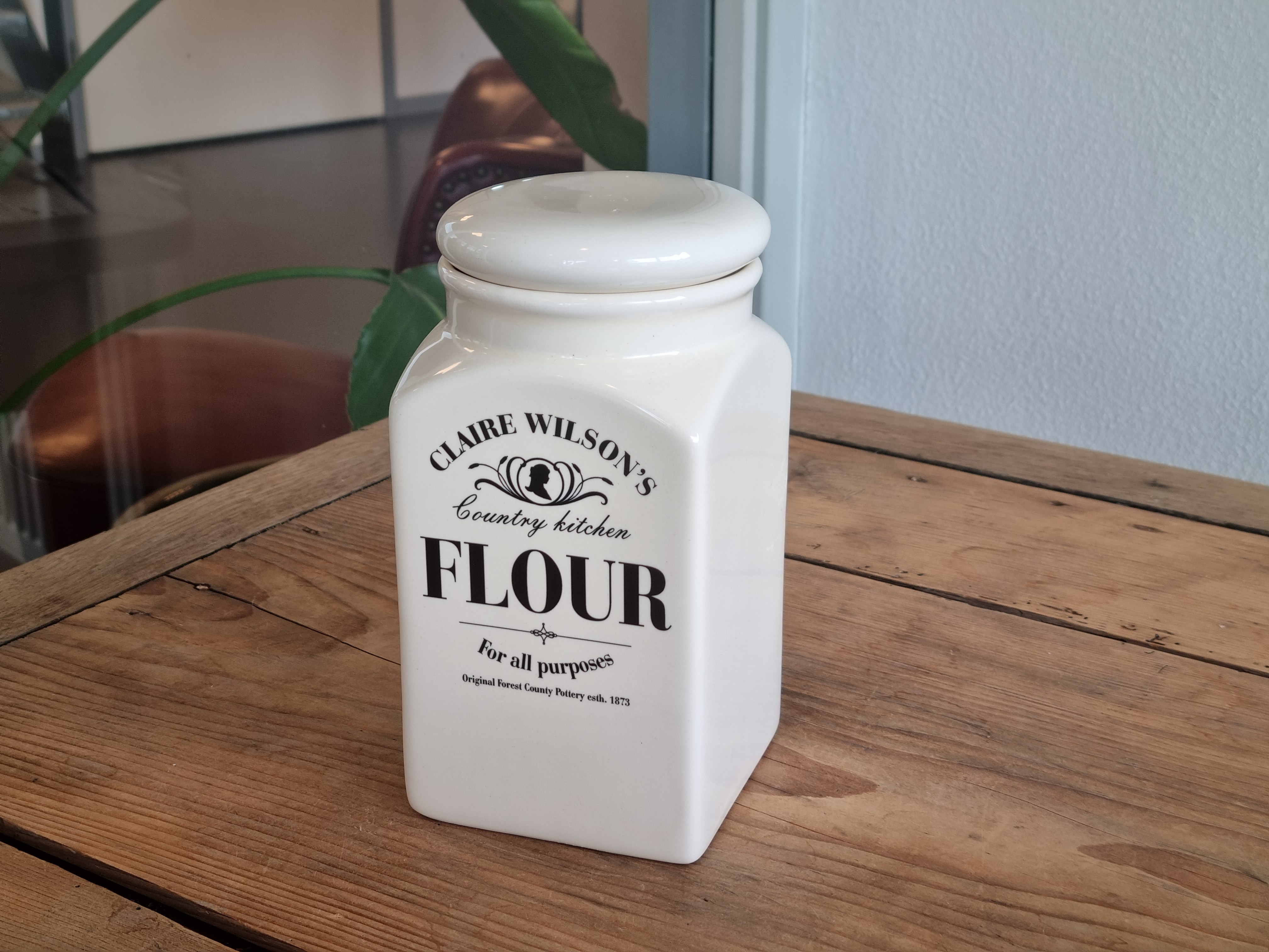 Claire Wilson's Voorraadpot Flour met deksel
