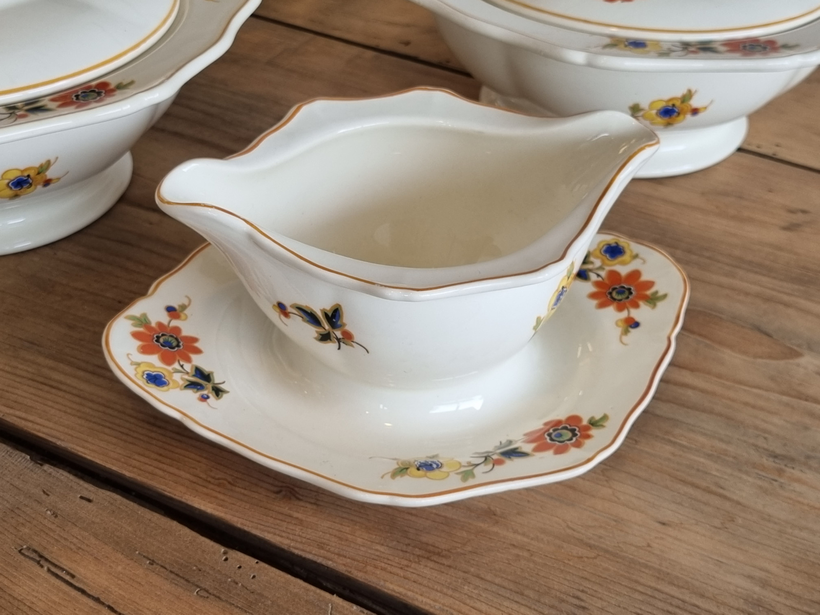 Petrus Regout decor Bloemetje Serveerset
