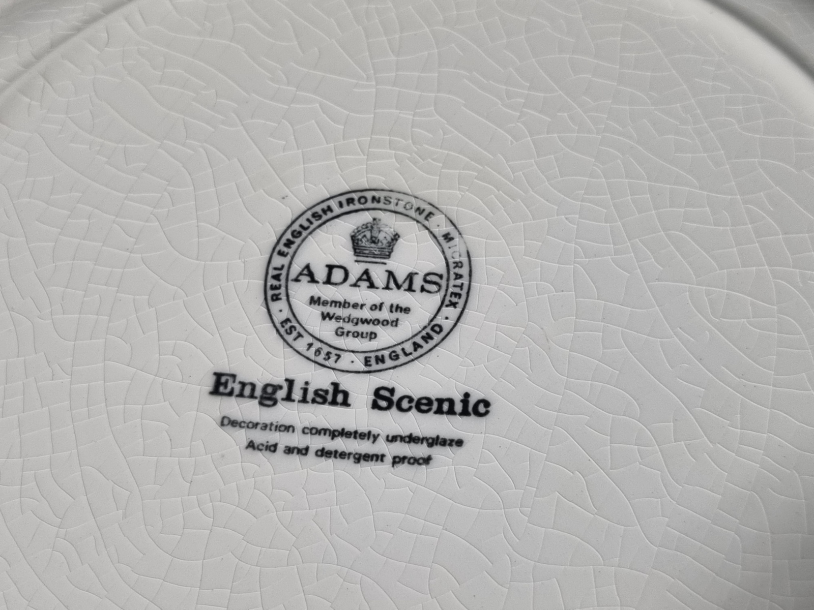 Engels rood Wedgwood Adams English Scenic plat dinerbord 26,5 cm (golvend randje)