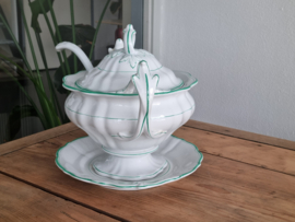 Petrus Regout Wellington Groene Rand Soepterrine op onderbord
