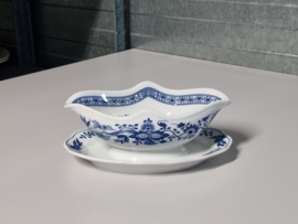Zwiebelmuster Hutschenreuther Sauskom op vaste onderschotel