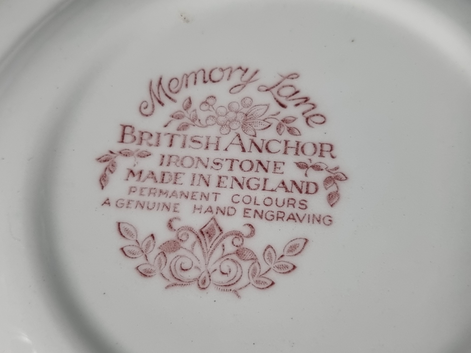 Engels rood British Anchor Memory Lane diep bord 22,5 cm