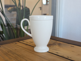 Wedgwood Windsor hoge Mok op voet 12 cm