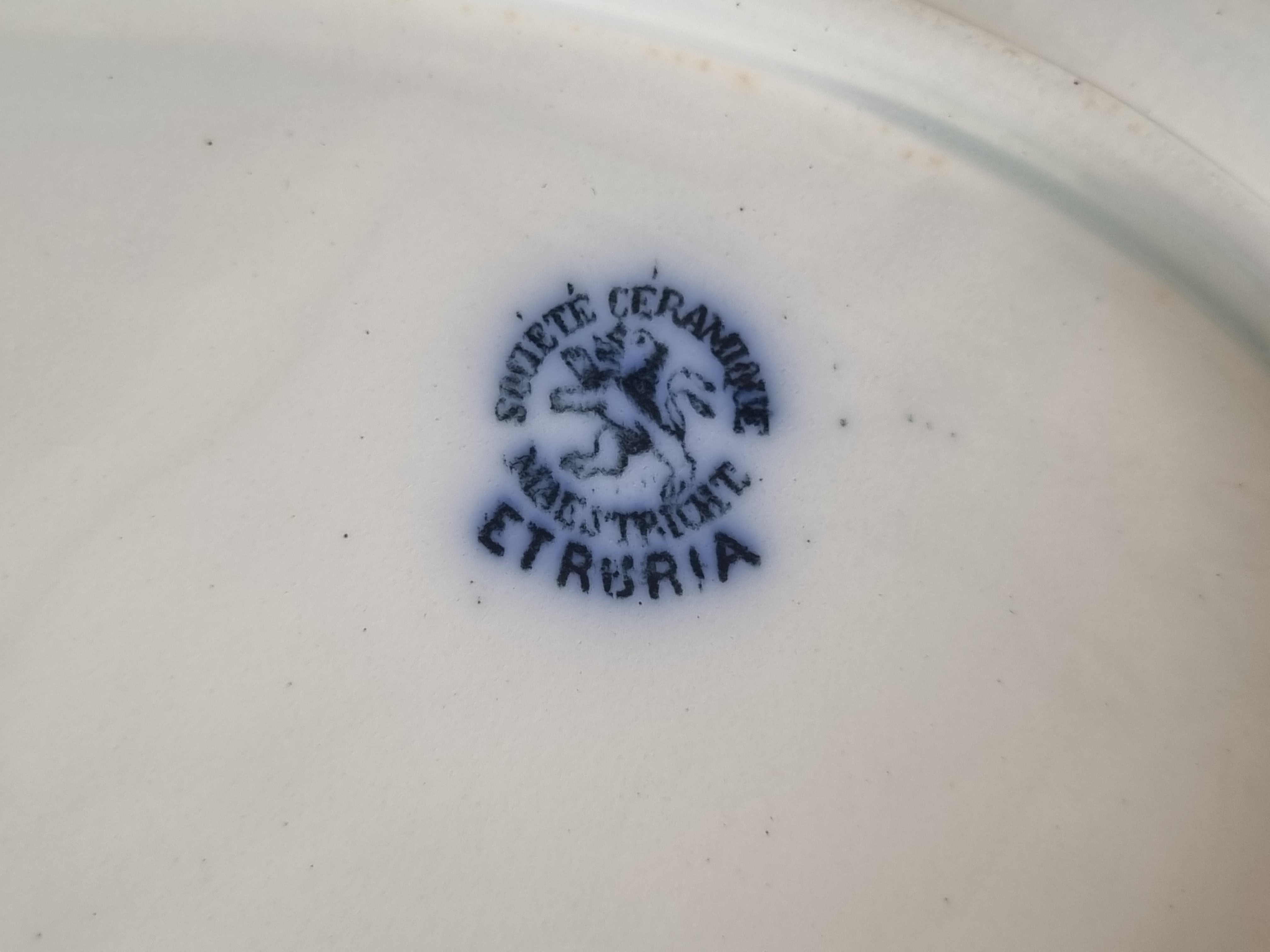 Societe Ceramique Etruria vloeiblauw ovale schaal 39 cm