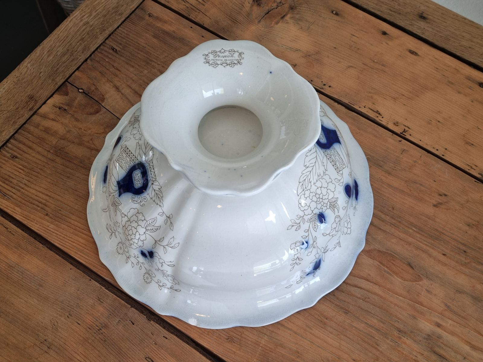 Petrus Regout Wellington decor Persian Bowl Robuuste schaal op voet