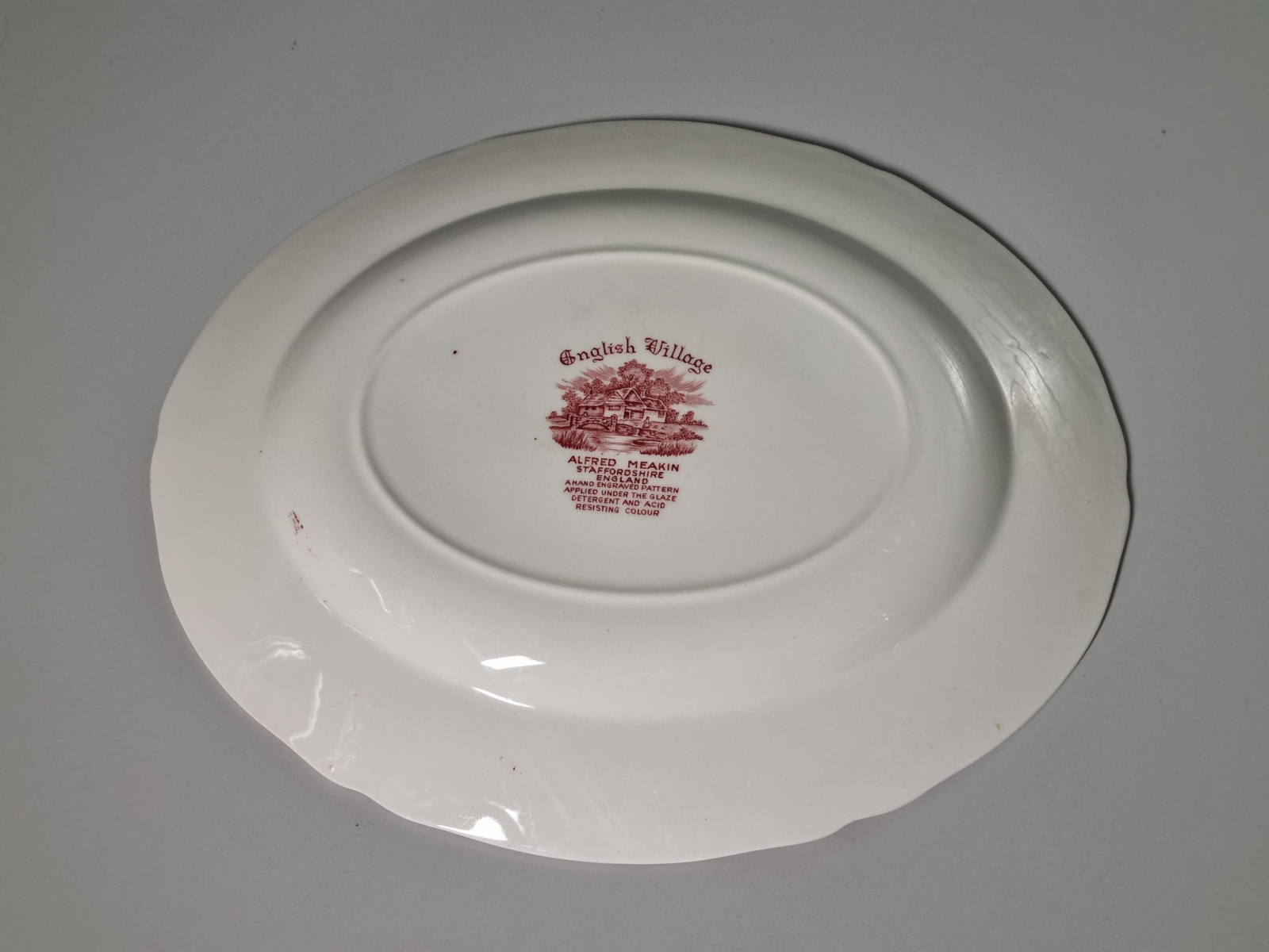 Engels rood Alfred Meakin English Village ovale schaal 31 cm